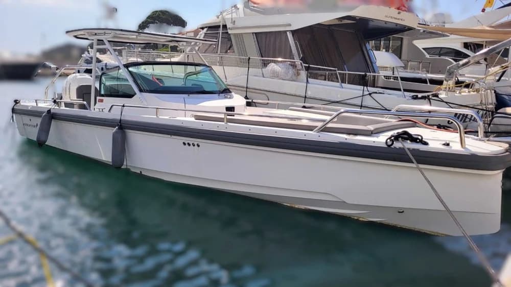 2020 Axopar 28 T-Top | 9m