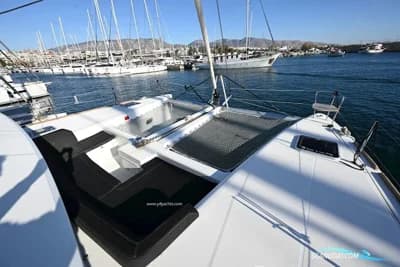 Lagoon 450 F 5