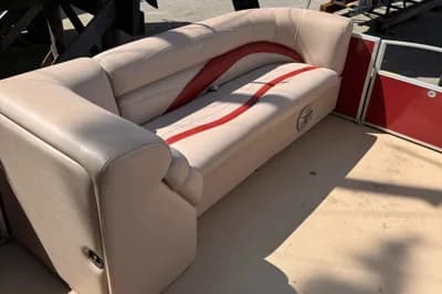 2015 Sweetwater Premium Edition 200 | 22.2 ft 3