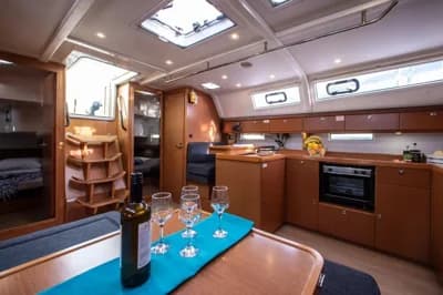 2015 Bavaria Cruiser 51 | 16m 3