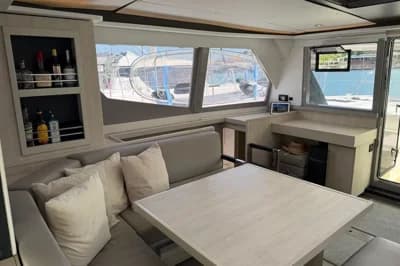 2019 Leopard 45 | 45 ft 3