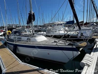 2002 Hallberg-Rassy 34 | 31ft 2