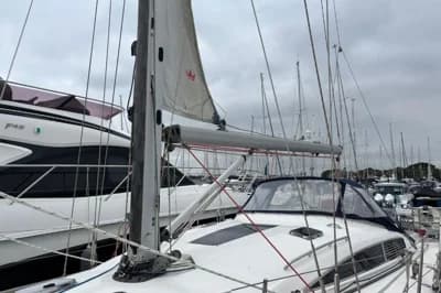 2007 Maxi 1300 | 41.7 ft 3