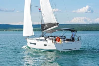 2023 Jeanneau Sun Odyssey 490 | 45.9 ft 3