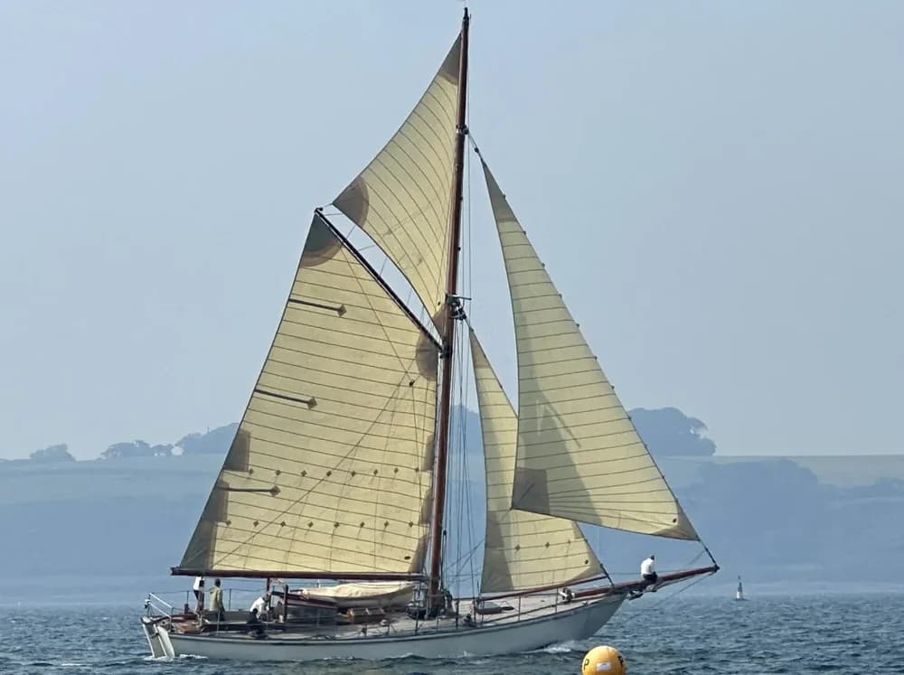 1995 Laurent Giles Dyarchy Gaff Cutter Boat for Sale in Cornwall
