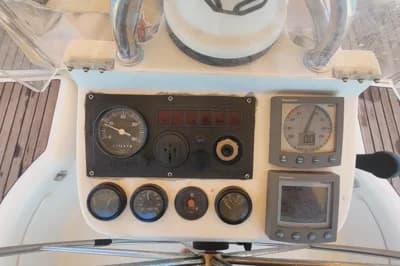 2003 Beneteau Oceanis Clipper 361 | 36.3 ft 5