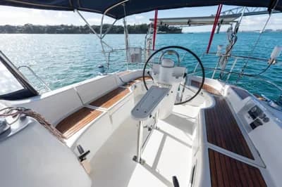 2007 Beneteau Oceanis Clipper 423 | 43 ft 3