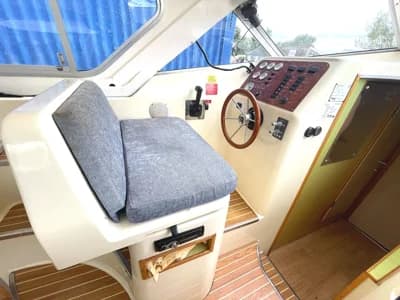2007 Aquafibre Entrepreneur 44 Boat for Sale in Brundall 3
