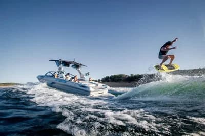 2025 Centurion Ri245 Boat for Sale in Poole. 2