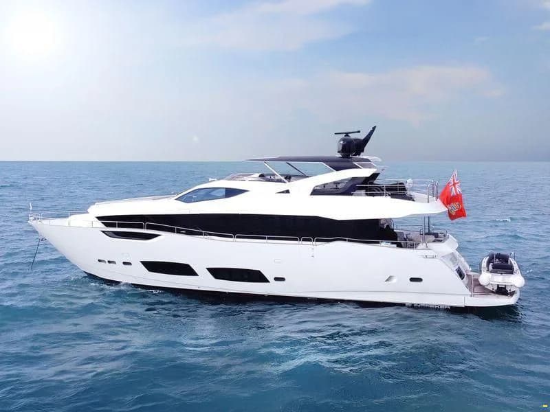 Sunseeker 95 Yacht