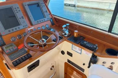 2003 Hinckley Talaria 40 3