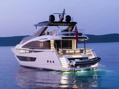 Sunseeker 88 Yacht 5
