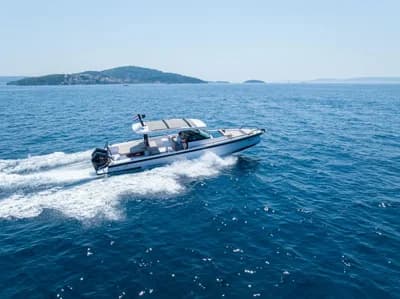 2024 Axopar 37 Sun-Top | 37.7 ft 3