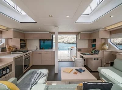 Lagoon 55 3