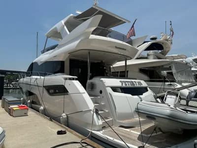 2021 Sunseeker Manhattan 68 Boat for Sale in Phuket 3