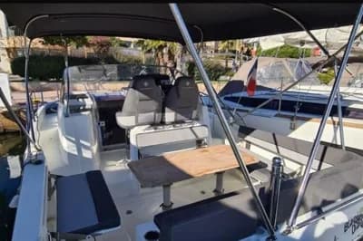 2018 Jeanneau Cap Camarat 9.0 WA | 9m 3