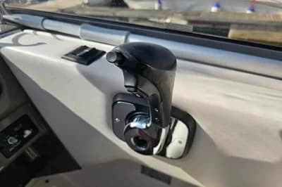 2008 Regal Commodore 2665 | 9m 4