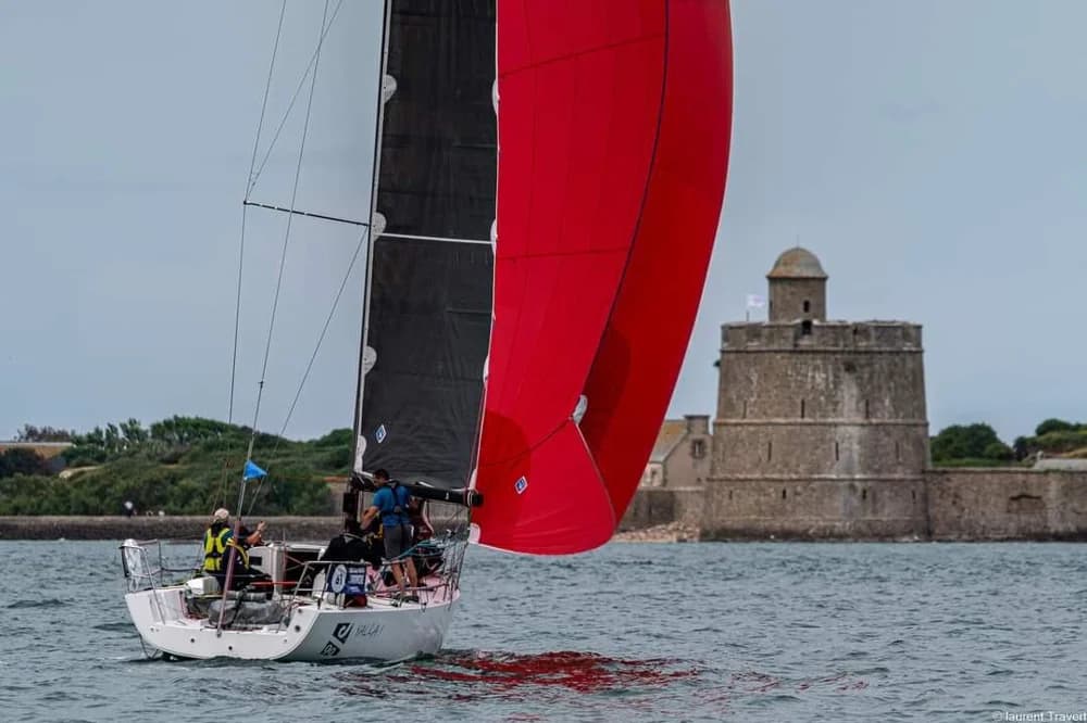 2022 J Boats J/99 | 32.5 ft