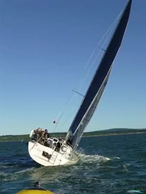 Elan Marine 333 2