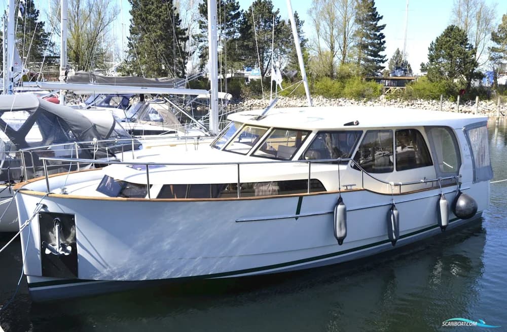 Greenline 33