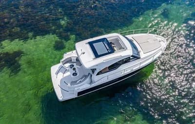 SPIRIT 31 HT INBOARD 2