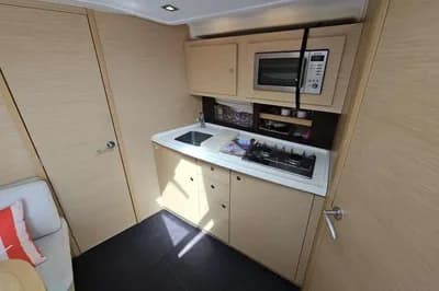 BENETEAU MONTE CARLO 37 HARD TOP 3