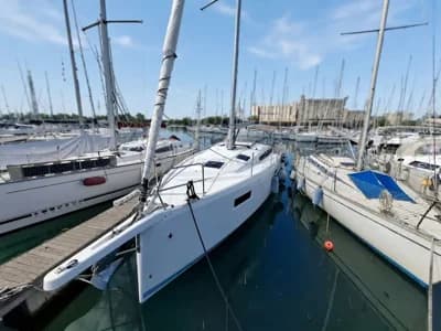Jeanneau Sun Odyssey 410 2