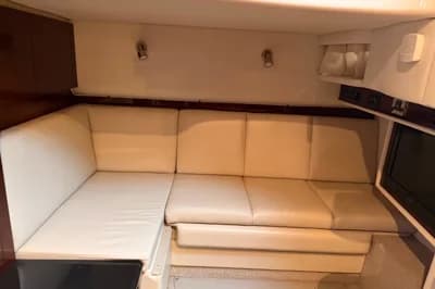 2011 Sea Ray 390 Sundancer | 39 ft 3
