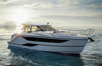 2024 Bavaria SR33 | 37.4 ft 2