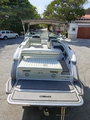 2016 Cobalt A28 | 28.5 ft 4