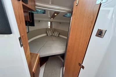 2027 Cutwater C-288 Coupe | 33 ft 3