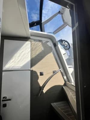 2021 Cobrey 28 SC | 28 ft 3