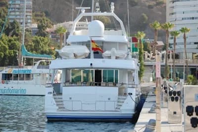 1991 Explorer Trawler tri deck 110' | 111.6 ft 2