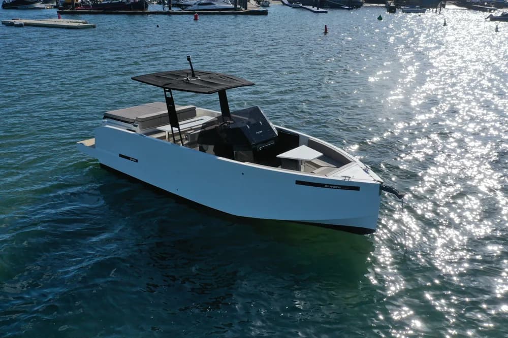 2021 De Antonio Yachts D28 Open | 28 ft
