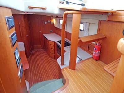 2003 Dale Nelson 38 Aft Cabin | 40 ft 3