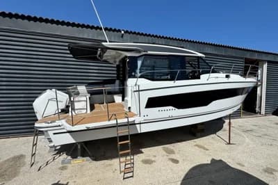 2026 Jeanneau Merry Fisher 1095 | 34ft 2