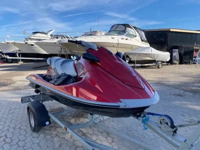Yamaha WaveRunner VX Deluxe 3