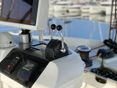 Lagoon 52 Fly 5