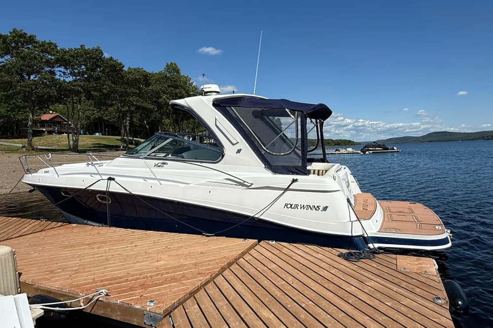 2007 Four Winns 378 Vista | 41.3 ft