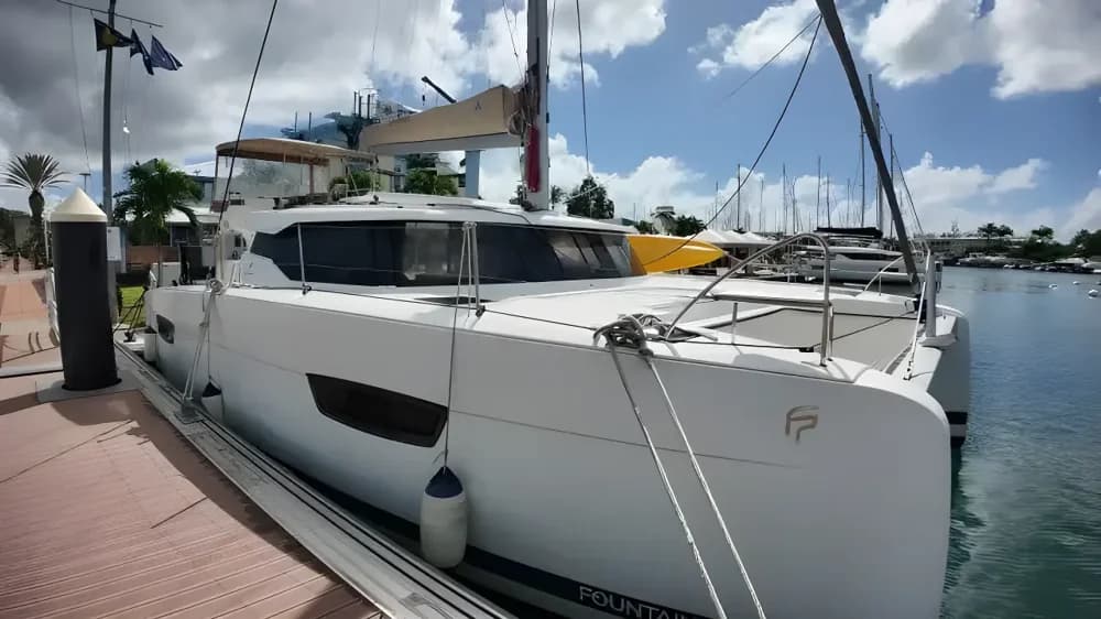 2018 Fountaine Pajot Astrea 42 Boat for Sale in Le Marin