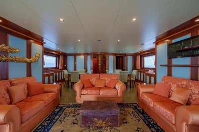 2001 Baglietto New Master | 144.4 ft 3