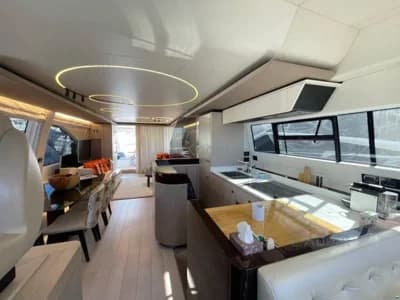 Azimut 72 Fly 2