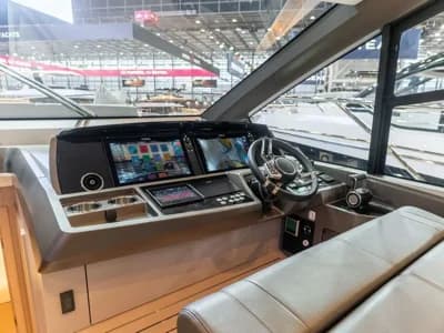2026 Sunseeker Manhattan 56 Boat for Sale in Poole 5