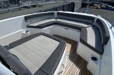 2019 Jeanneau Cap Camarat 9.0 CC | 9m 3