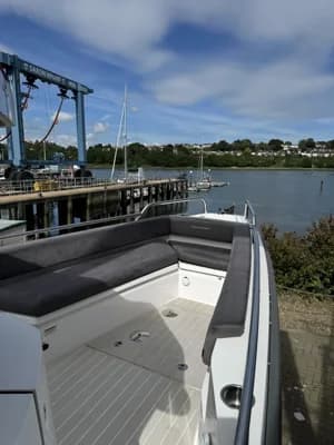 2019 Axopar 28 Cabin | 9m 5