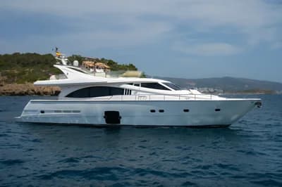 2005 Ferretti Yachts 731 Boat for Sale in Mallorca 2