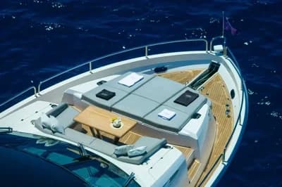 2022 Sunseeker 88 Yacht Boat for Sale in Palma 3
