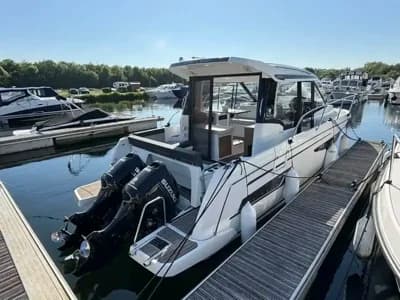 2023 Jeanneau Merry Fisher 895 Boat for Sale in Thames 3