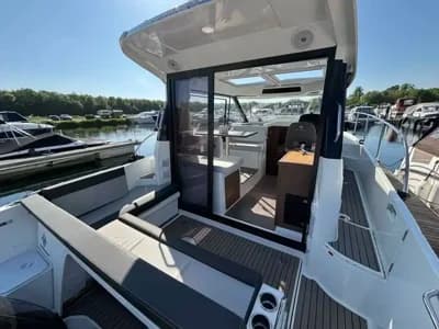 2023 Jeanneau Merry Fisher 895 Boat for Sale in Thames 5