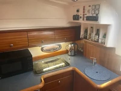 2004 Bavaria 29 Sport Boat for Sale in Windsor 5